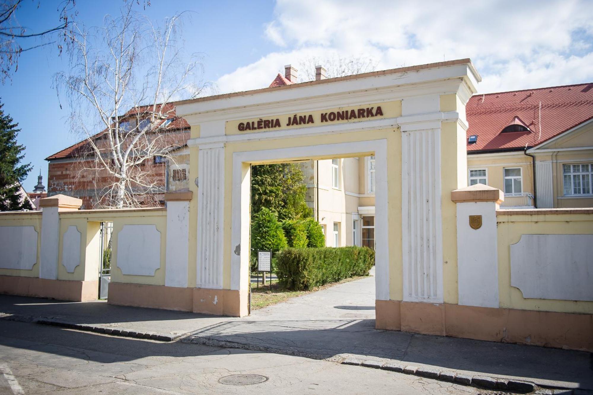 Milde'S Apartment Near The City Center - Hospodarska Street Trnava Exterior photo